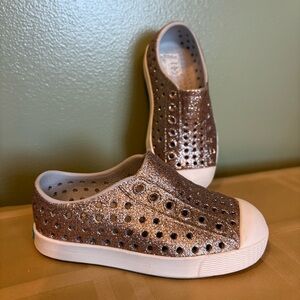 Native Shoes Jefferson Bling glitter slip-on sneakers gold sparkles size 7